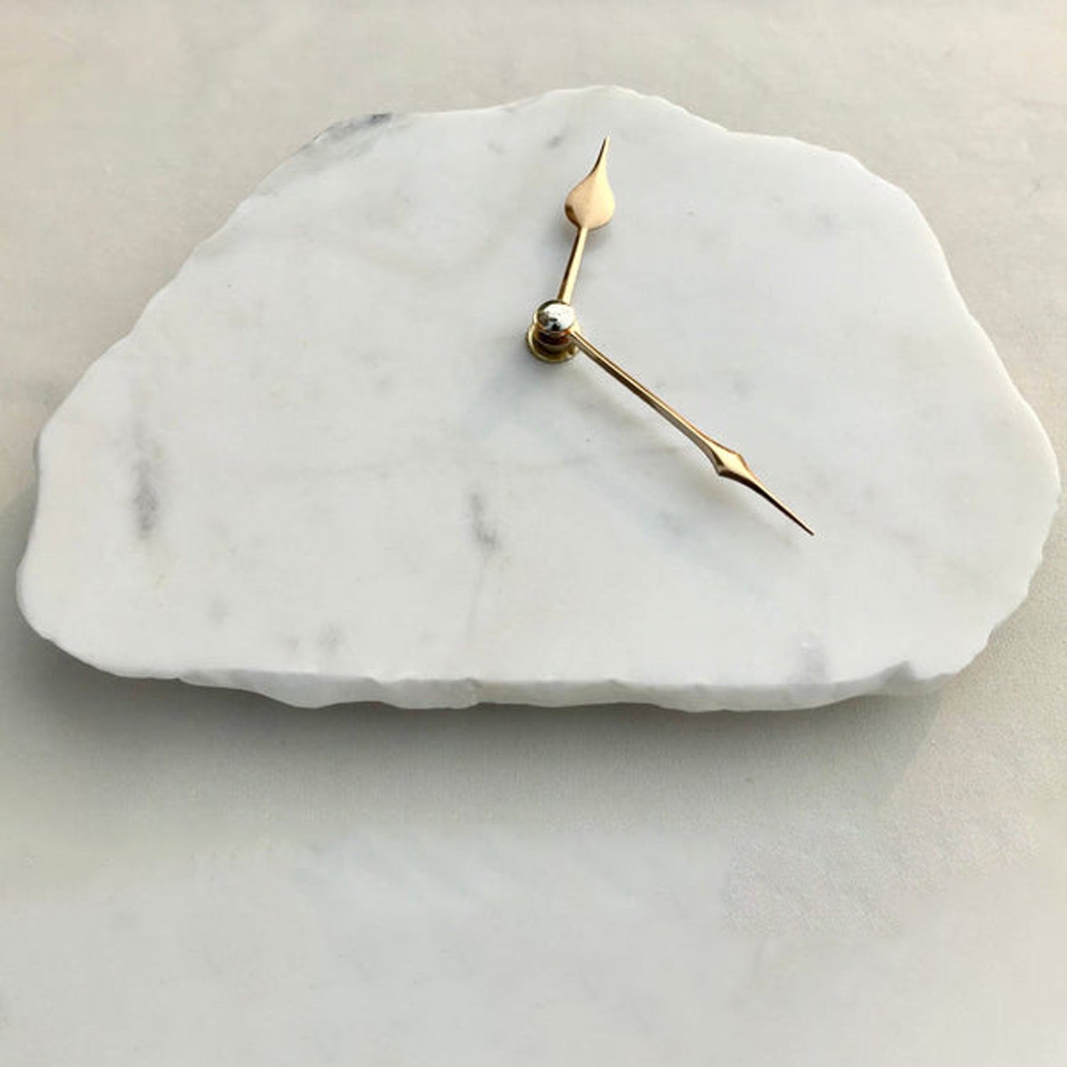 Hand chipped Large Irregular Shaped White Marble Desk/Wall Clock/Personalised Momento-1