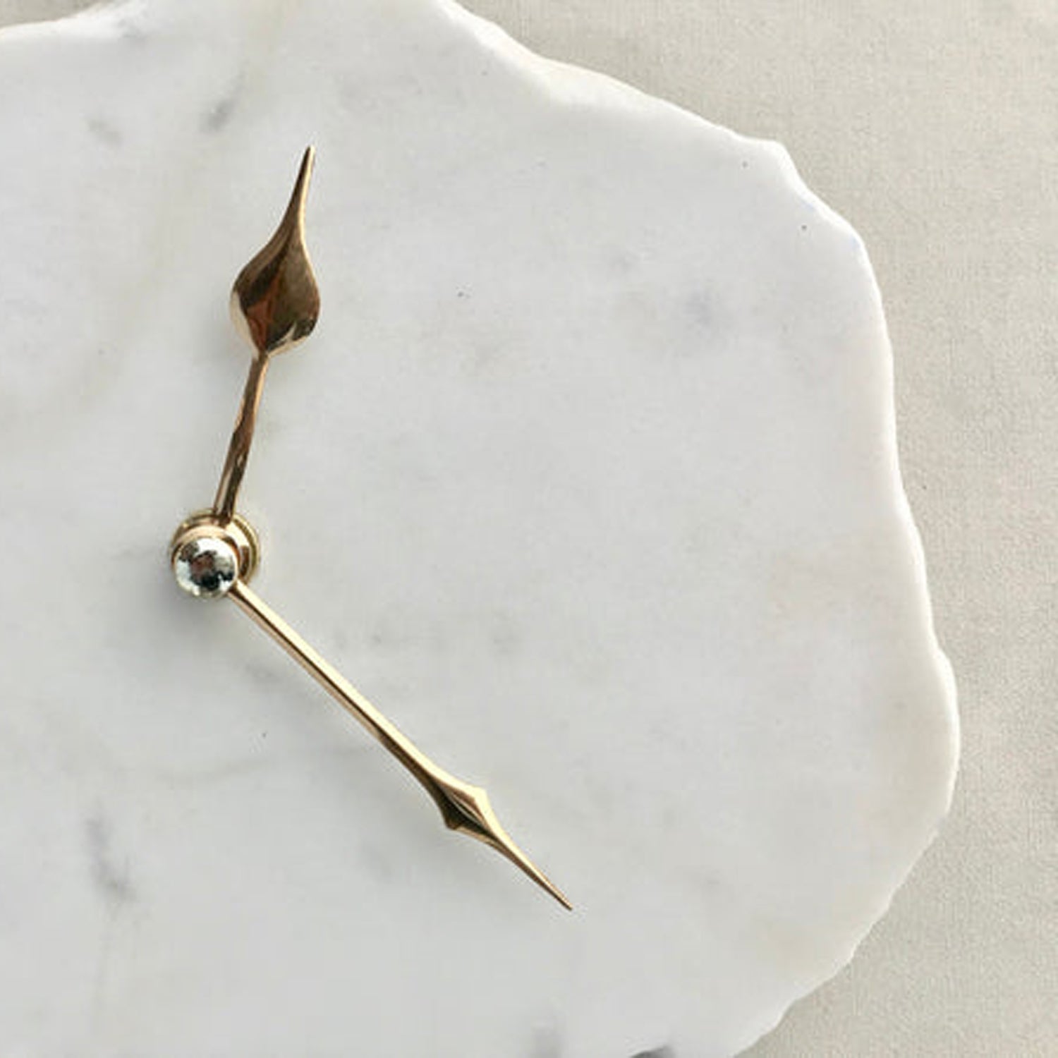 Hand chipped Large Irregular Shaped White Marble Desk/Wall Clock/Personalised Momento-2