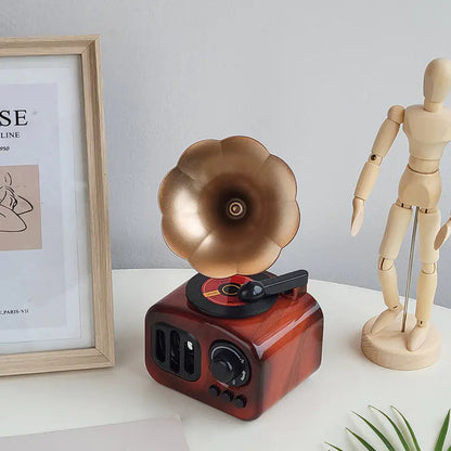 Classic Retro Gramophone