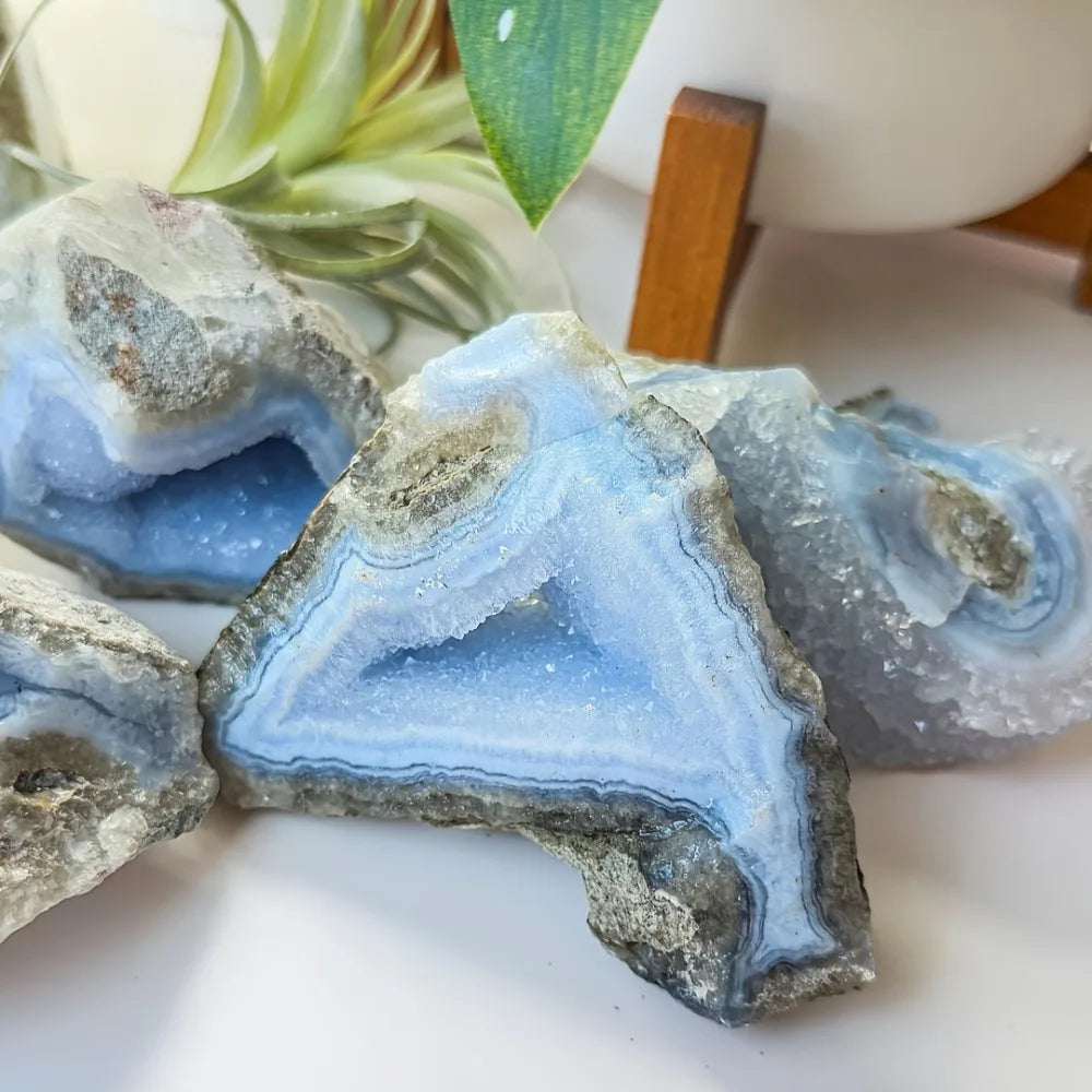 High Quality Natural Crystal Blue Lace Agate Raw Stone