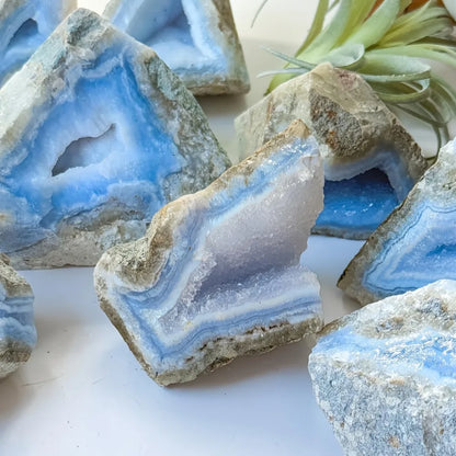 High Quality Natural Crystal Blue Lace Agate Raw Stone