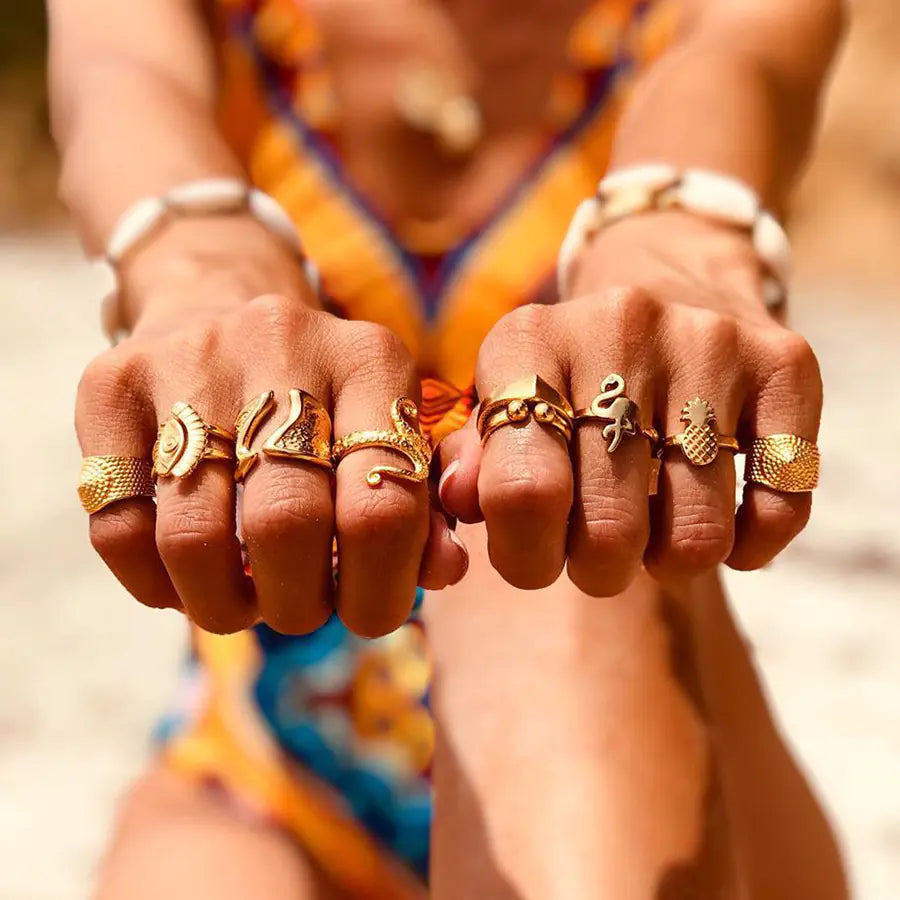Bohemian Vintage Ring Set with Metal and Crystals